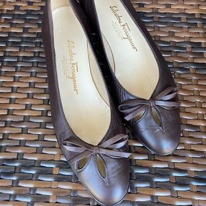 Salvador Ferragamo brown leather flat shoes 8